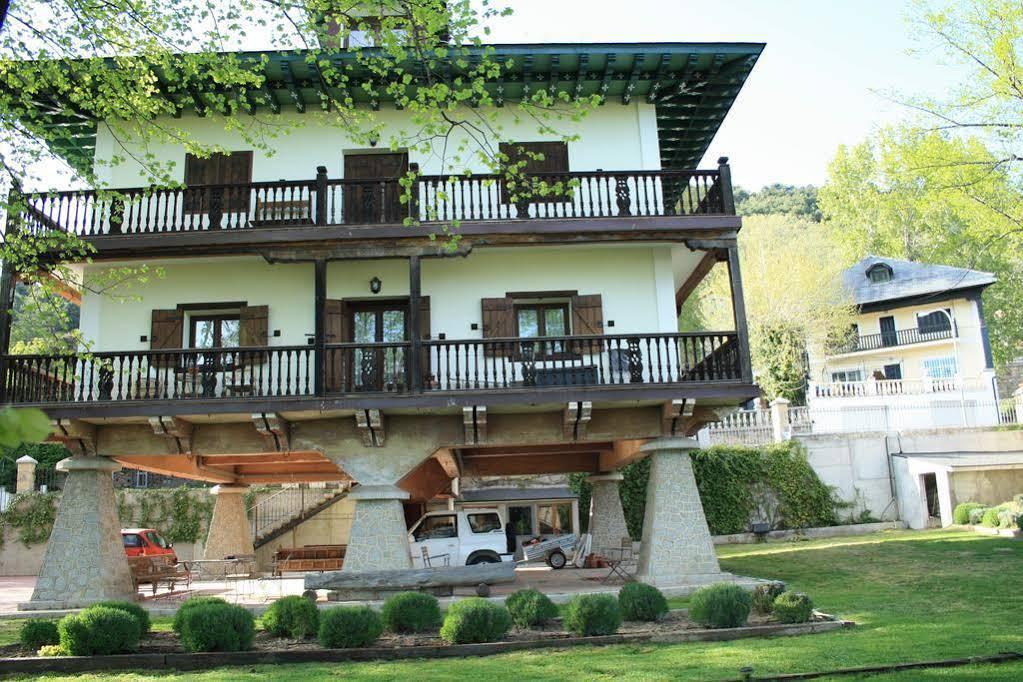 Appartement El Horreo à Miraflores de la Sierra Extérieur photo