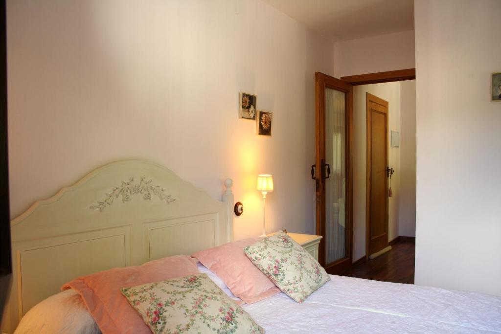 Appartement El Horreo à Miraflores de la Sierra Chambre photo